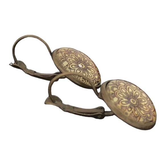 Vintage Inspired Yoga Bohemian Lotus Flower Brass Pierced Earrings - Picture 4 of 8